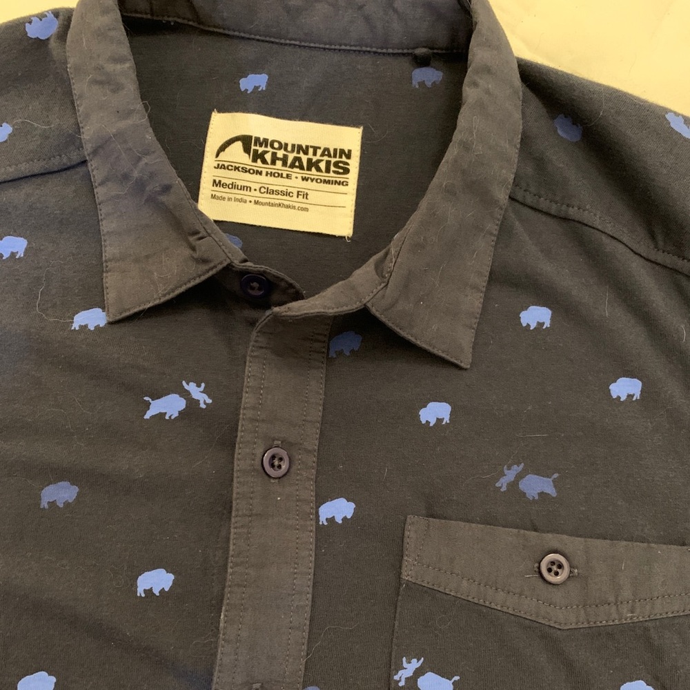 Mens Mountain Khakis Buffalo Shirt medium